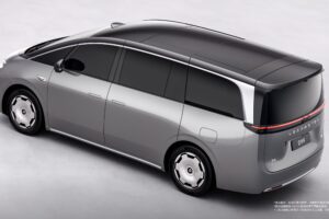 스타리아 대신 이거? 리프모터, 창립 10주년 기념식서 첫 MPV 'D99' 공개 10 imgi 13 screen5 4 10