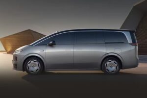 스타리아 대신 이거? 리프모터, 창립 10주년 기념식서 첫 MPV 'D99' 공개 3 imgi 14 2025122813394066 3