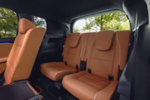 imgi 14 mercedes benz glb 2025 06 min 1400x933 1 26