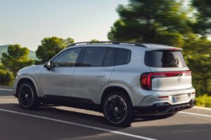 imgi 6 mercedes glb weltpremiere 2025 4 1400x933 1 28