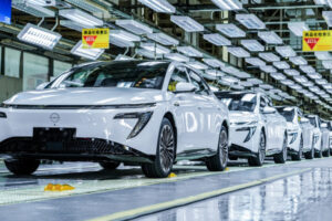 중국 신에너지차 판매, 11월 또다시 사상 최대… 전기차가 성장 견인 nissan n7 50000 2 800x450 1 3