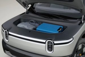 리비안 R2, 양산 전 단계 돌입… 2026년 상반기 고객 인도 목표 imgi 1 frunk 8