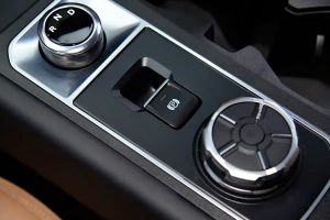 체리, 첫 순수 전기 픽업 ‘힘라 EV’ 출시… 전동화 상용차 시장 본격 진입 newcarscoops 1 11