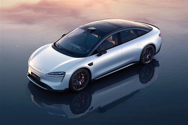 차주는 해외에, 차는 중국에… 화웨이 원격 주차 실사용 사례 주목 s 50551a5ec8ae457b9e4694949b2e3d79 1 16