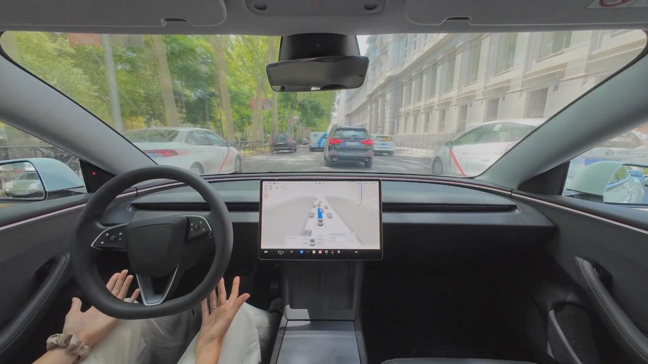 '무인 운전' 웨이모 vs '영토 확장' 테슬라…오스틴 로보택시 전쟁 '2라운드' tesla full self driving testing spain 3