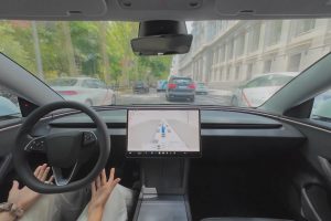 '무인 운전' 웨이모 vs '영토 확장' 테슬라…오스틴 로보택시 전쟁 '2라운드' tesla full self driving testing spain 2