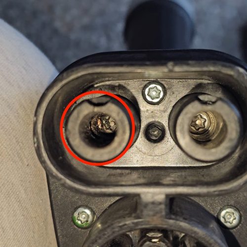 현대차그룹 전기차 DC 충전구 결함 논란…교통안전공단, 국토부에 공식 조사 요청 EP85.전기차 충전기 안 뽑혀서 차 고장 충전기 회사에 보상받은 이야기 전기차 충전기 안빠짐 11 45 screenshot 19