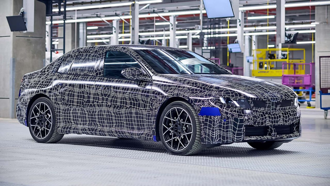 BMW i3 선행 양산 돌입… 테슬라 모델3 잡을 '게임 체인저' 온다 bmw i3 vorserienfahrzeug im bmw group werk munchen 2 5