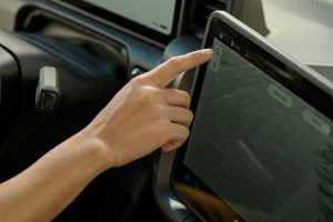 아마존, 리비안 전기 배달 밴 3만 대 돌파…2030년 10만 대 목표 순항 중 imgi 108 rcv gallery 02 qsjffh 10