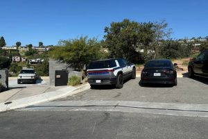 리비안 R2, 양산 직전 최종 검증 돌입…4월 중순 인도 시작 imgi 20 HAqv5nFaYAAtNe6 4