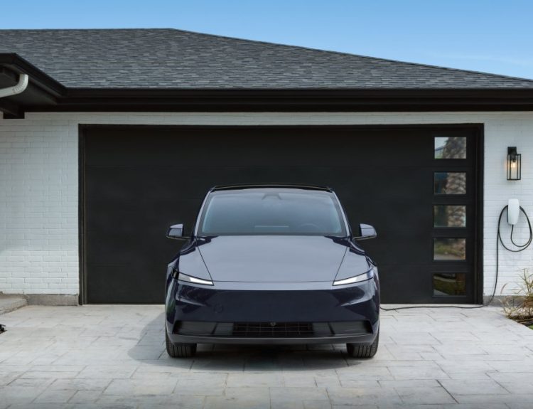 테슬라, 블랙박스 녹화 60분 제한 폐지…USB 용량 따라 최대 24시간 보존 modelystandard 84 8