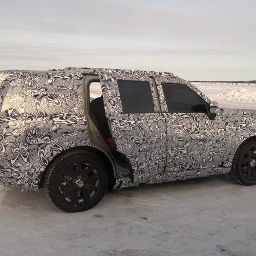 디스커버리 닮았다… 새로 출범하는 프리랜더의 첫 실차 유출 1280＿20260325＿205609 10