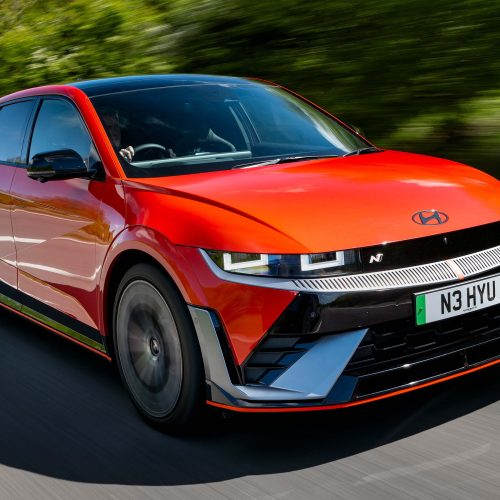 전기차 배터리 구독제 재추진… 아이오닉5 '반값' 살 수 있다지만, 갈 길은 멀다 21 Hyunda Ioniq 5 N review 2025 UK 11