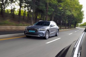 페달 실수해도 차가 막는다, 제네시스 2027 GV60·GV70 전동화 출시 2603194 2