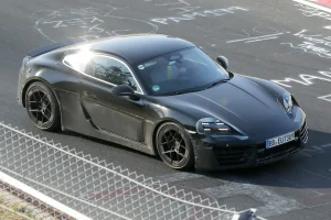 호주 법인장, 포르쉐 718 전기차 무산설 루머 정면 반박... "직접 타봤는데 놀라웠다" 92419bd32380c600a779492d71ce5a5da02b7635 2