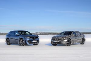 충전 400kW·항속 800km 이상…BMW가 테슬라 모델3 겨냥해 꺼낸 카드 P90631144 highRes 7