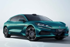 5분이면 절반, 9분이면 가득... BYD, 1,500kW 플래시 차저로 유럽 공략 byd denza z9gt 3