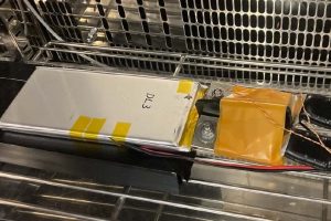 100도에서도 멀쩡? 도넛랩 전고체 배터리 또 시험 공개…업계는 신중론 donut lab solid state battery 3