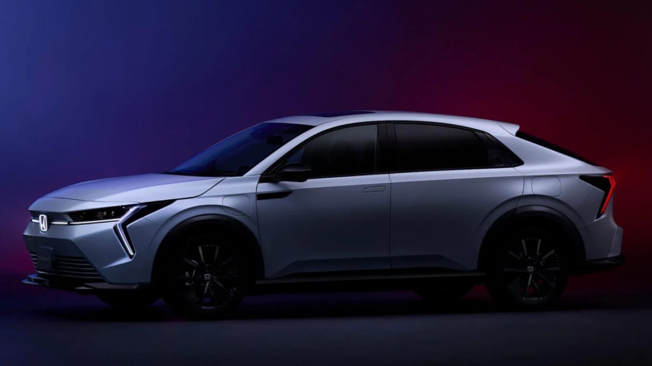 자존심 꺾은 혼다…중국산 전기차, '인사이트' 이름 달고 일본 역수입 imgi 10 honda insight electric front three quarter 1400x933 1 4