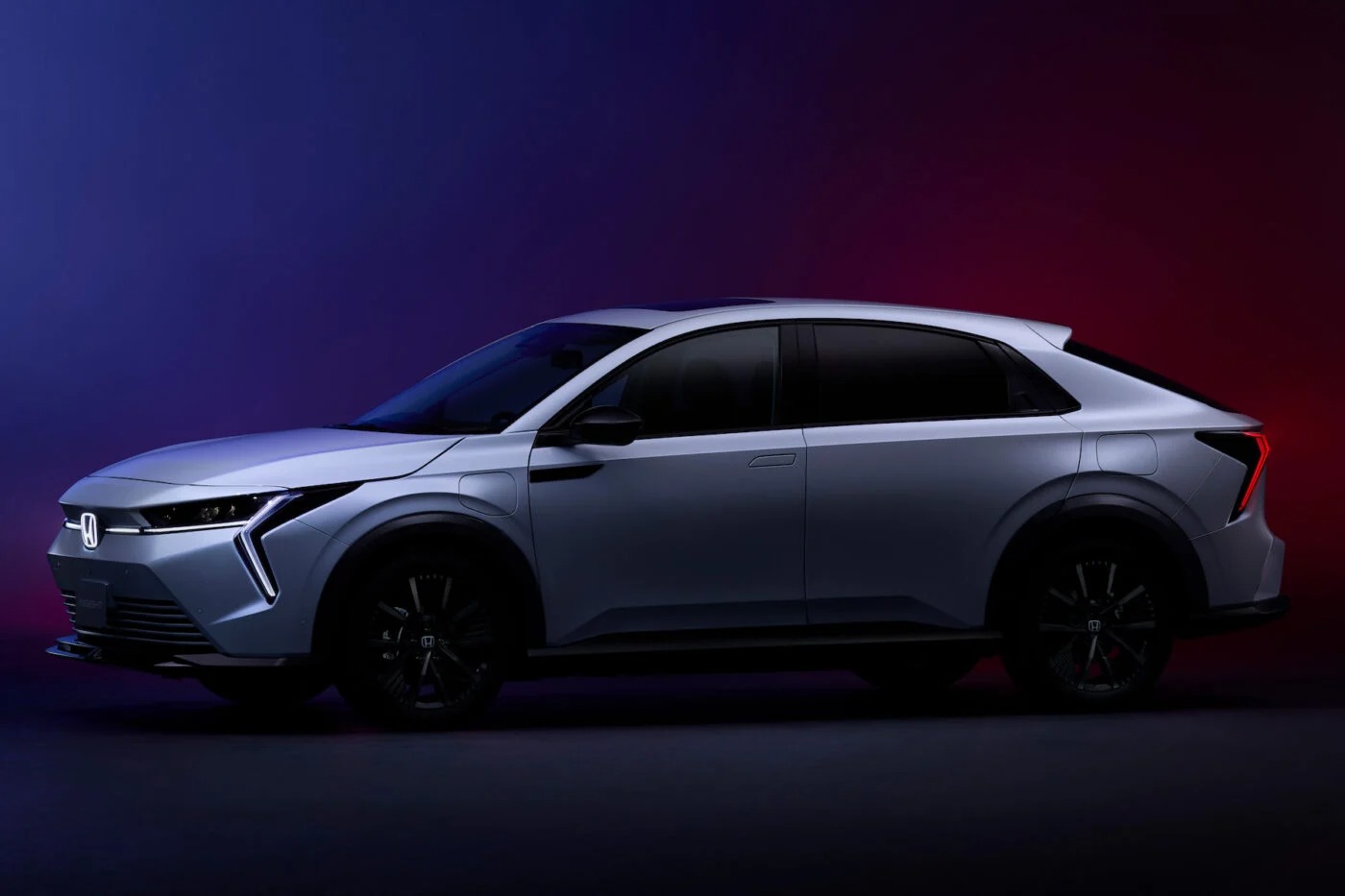 자존심 꺾은 혼다…중국산 전기차, '인사이트' 이름 달고 일본 역수입 imgi 10 honda insight electric front three quarter 1400x933 1 1