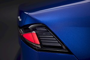 10분 충전에 400km… BMW 신형 i3 공개, 테슬라 정조준 imgi 133 2027 bmw i3 neue klasse shatters competition with 463 horsepower and up to 560 miles of range 3 27