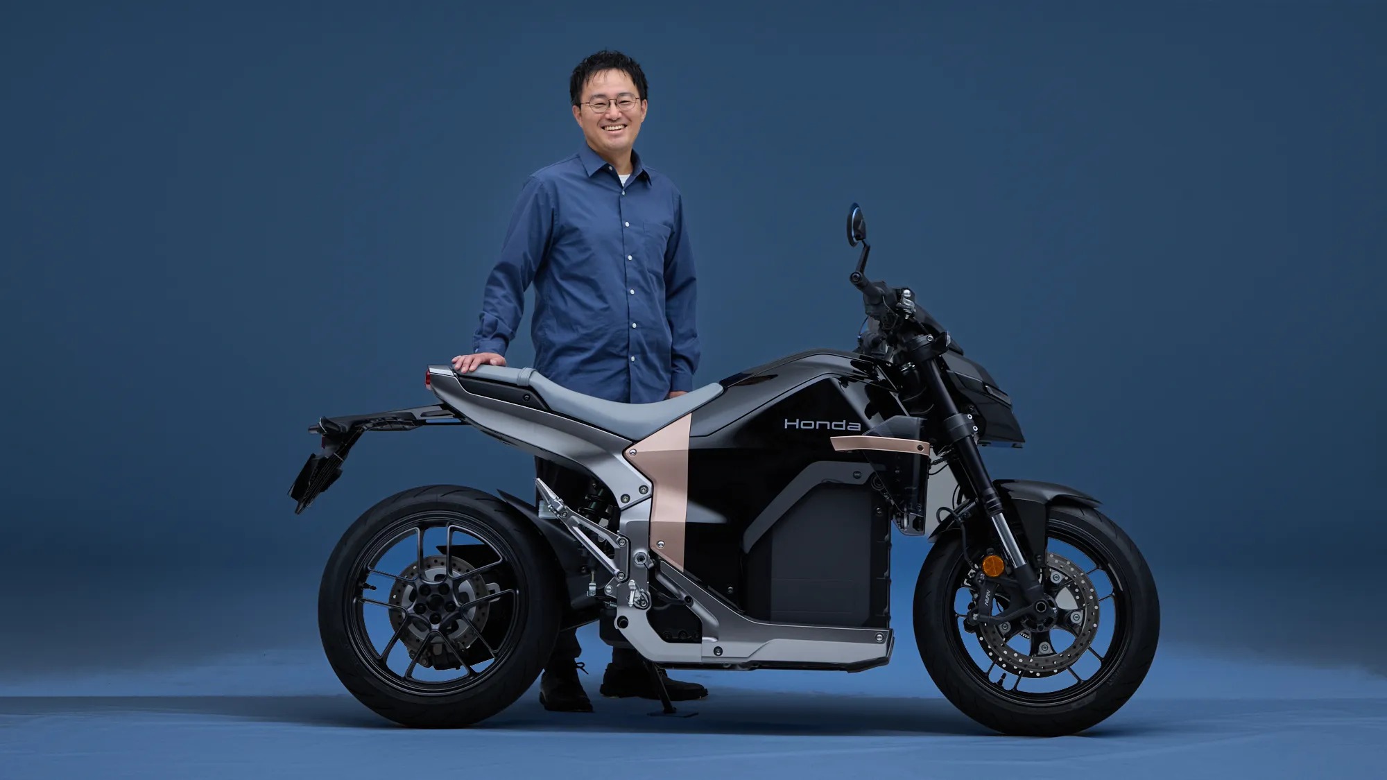 iF 디자인 금상 받은 혼다 첫 전기 바이크 WN7 imgi 20 banner03 1