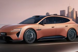 트리모터 712kW·CLTC 740km…중국 전기 왜건의 스펙 전쟁 시작됐다 imgi 25 image picsart aiimageenhancer 1 4 2048x1097 1 2