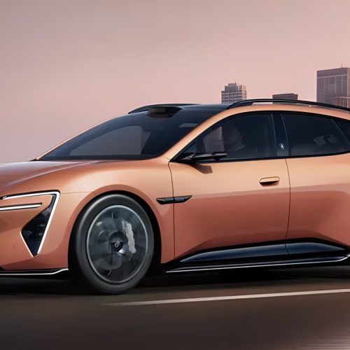 트리모터 712kW·CLTC 740km…중국 전기 왜건의 스펙 전쟁 시작됐다 imgi 25 image picsart aiimageenhancer 1 4 2048x1097 1 6