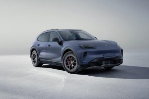 기본형보다 빠르고, 터보보다 멀리 간다…카이엔 S 일렉트릭의 '황금 비율' imgi 5 thumbnail 7