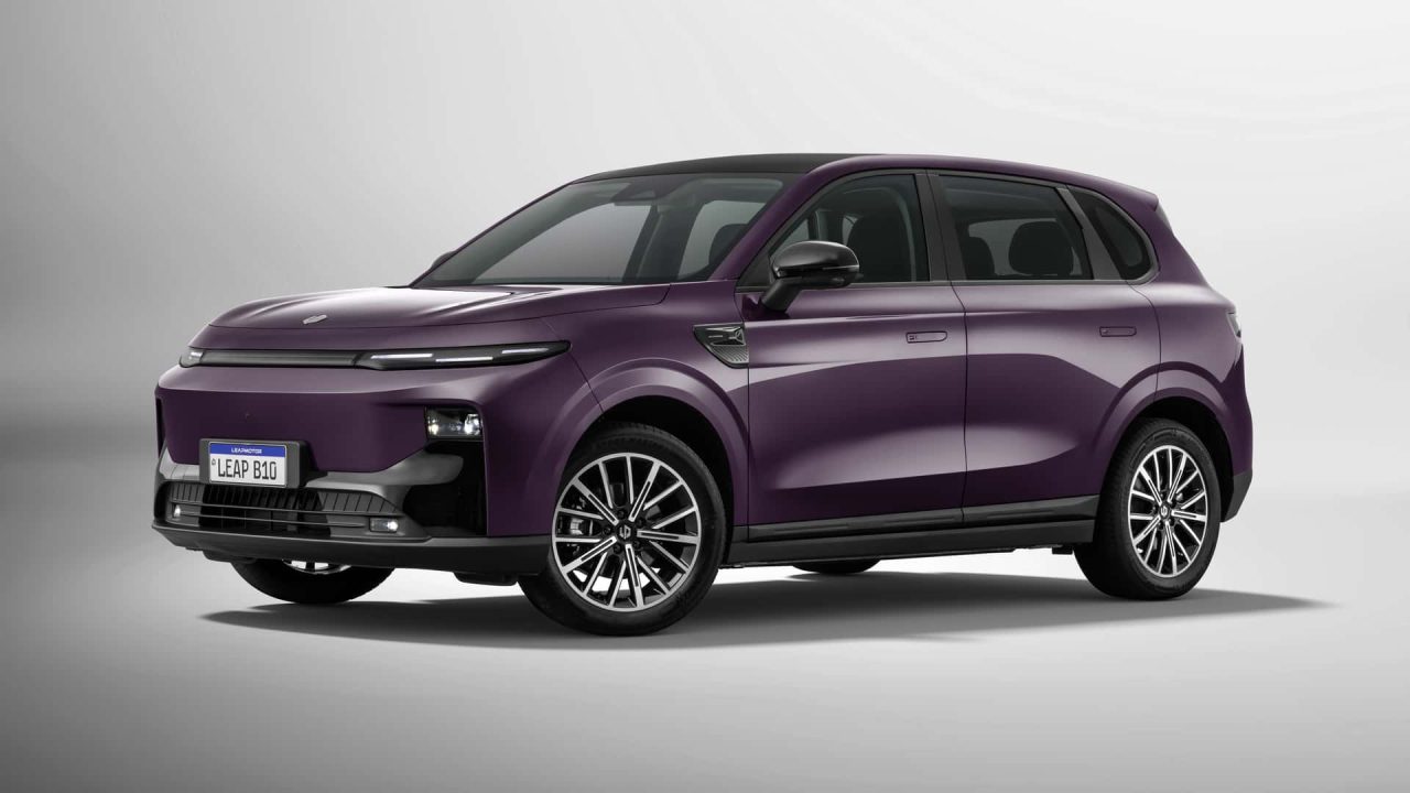 29조 손실 스텔란티스, 중국산 전기차로 유럽 반격 나선다 leapmotor b10 lancamento no brasil 6