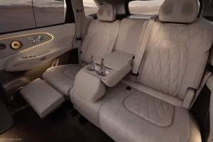 지커 8X, 실내 공개…1,381마력 PHEV 대형 SUV, 3월 16일 사전예약 돌입 지커 8X 실내 공개 1 4