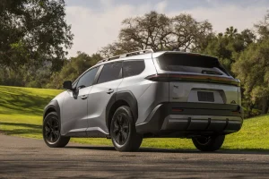 토요타 bZ, 미국 전기차 판도를 바꿨다…비테슬라 1위·프리우스까지 추월 2026 Toyota bZ Woodland Steel 006 NR 2048x1352 1 6