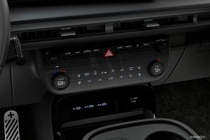 현대차 전기 SUV 정점 찍었다…아이오닉 9 캘리그래피 블랙잉크 등장 53