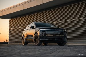 현대차 전기 SUV 정점 찍었다…아이오닉 9 캘리그래피 블랙잉크 등장 2