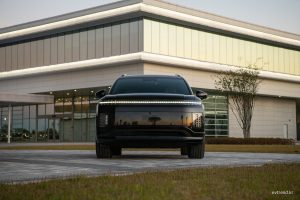 현대차 전기 SUV 정점 찍었다…아이오닉 9 캘리그래피 블랙잉크 등장 18