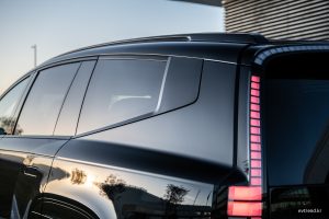 현대차 전기 SUV 정점 찍었다…아이오닉 9 캘리그래피 블랙잉크 등장 21