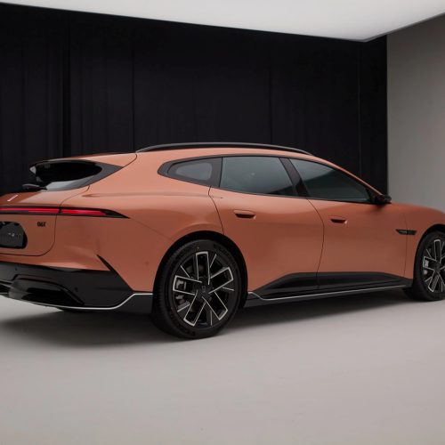 Avatr, 첫 왜건 모델 06T 공식 출시…955마력·항속 1,250km의 올라운더 17