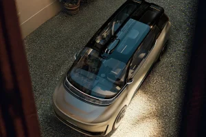 지리, 로봇택시 10만 대 선언…‘운전석 없는 차’ 공개 7