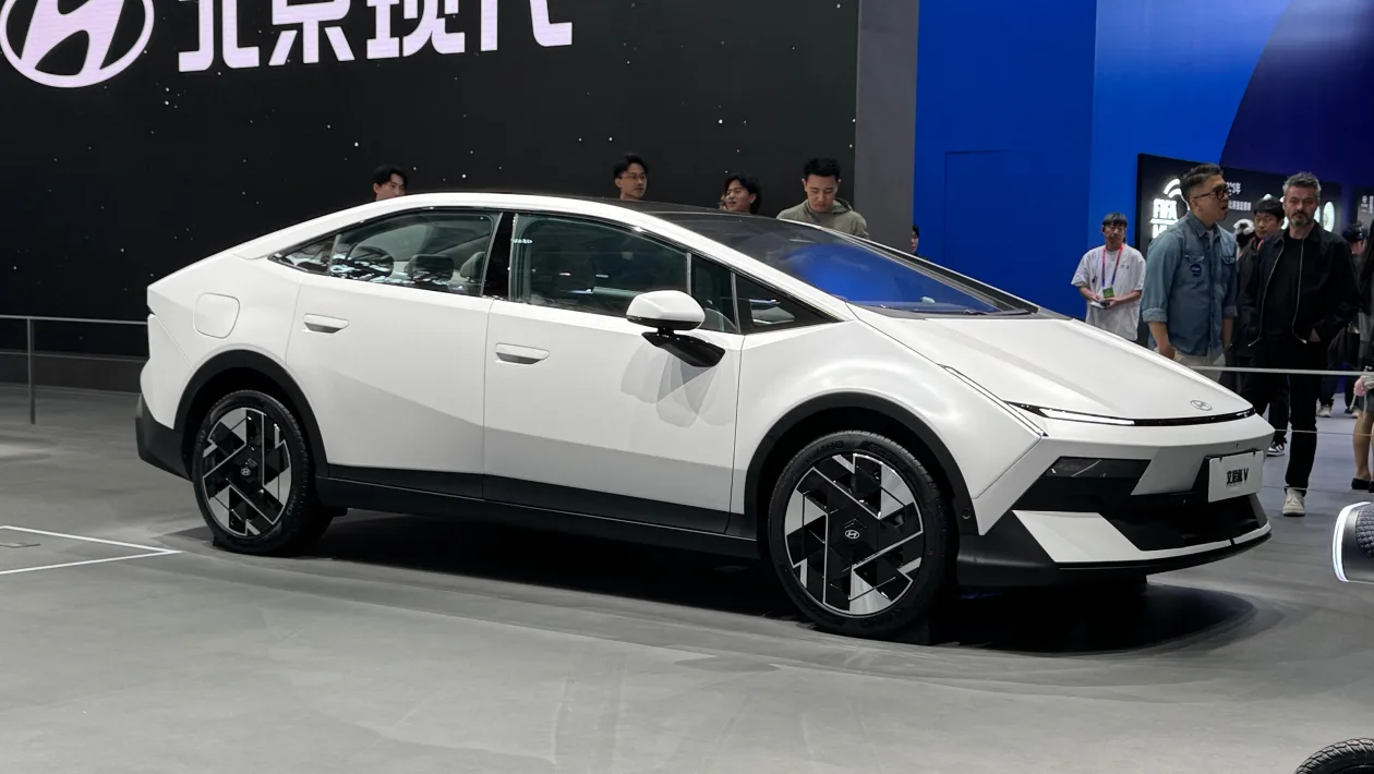 현대차, CATL·모멘타 손잡았다…아이오닉 V 핵심 전략 공개 1