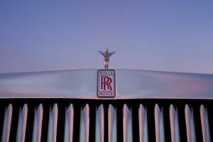 “비 맞는 소리까지 설계했다”…롤스로이스의 집념으로 완성한 나이팅게일 공개 13 “비 맞는 소리까지 설계했다”…롤스로이스의 집념으로 완성한 나이팅게일 공개 Rolls Royce Project Nightingale 13 2048x1152 1 13