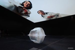 “다시 2인승으로 돌아왔다”…스마트, 콘셉트 #2로 도심차 판 흔든다 Smart Concepthashtag2 Brand Event Beijing Reveal1 93c460 18