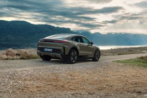 0→100km/h 2.5초… 카이엔 터보 쿠페 일렉트릭, 성능 한계 밀었다 26