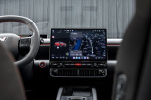 트렁크 441L로 ID.3 앞섰다…현대 아이오닉3, 숫자로 따진 경쟁력 imgi 12 Hyundai Ioniq 3 12 13