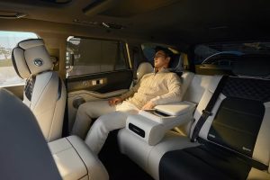 냉장고·마사지 기본… 탱크 700, 중국 SUV의 과감한 옵션 10