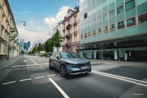 국내 출시 확정 지커 7X, 라이다까지 기본…5300만 원에 이게 된다고? imgi 175 1758024550 2025 08 zeekr7x 7623 v001 fa srgb 8