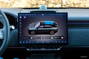 국내 출시 확정 지커 7X, 라이다까지 기본…5300만 원에 이게 된다고? imgi 185 1744546313 zeekr 7x central screen 015 1 31