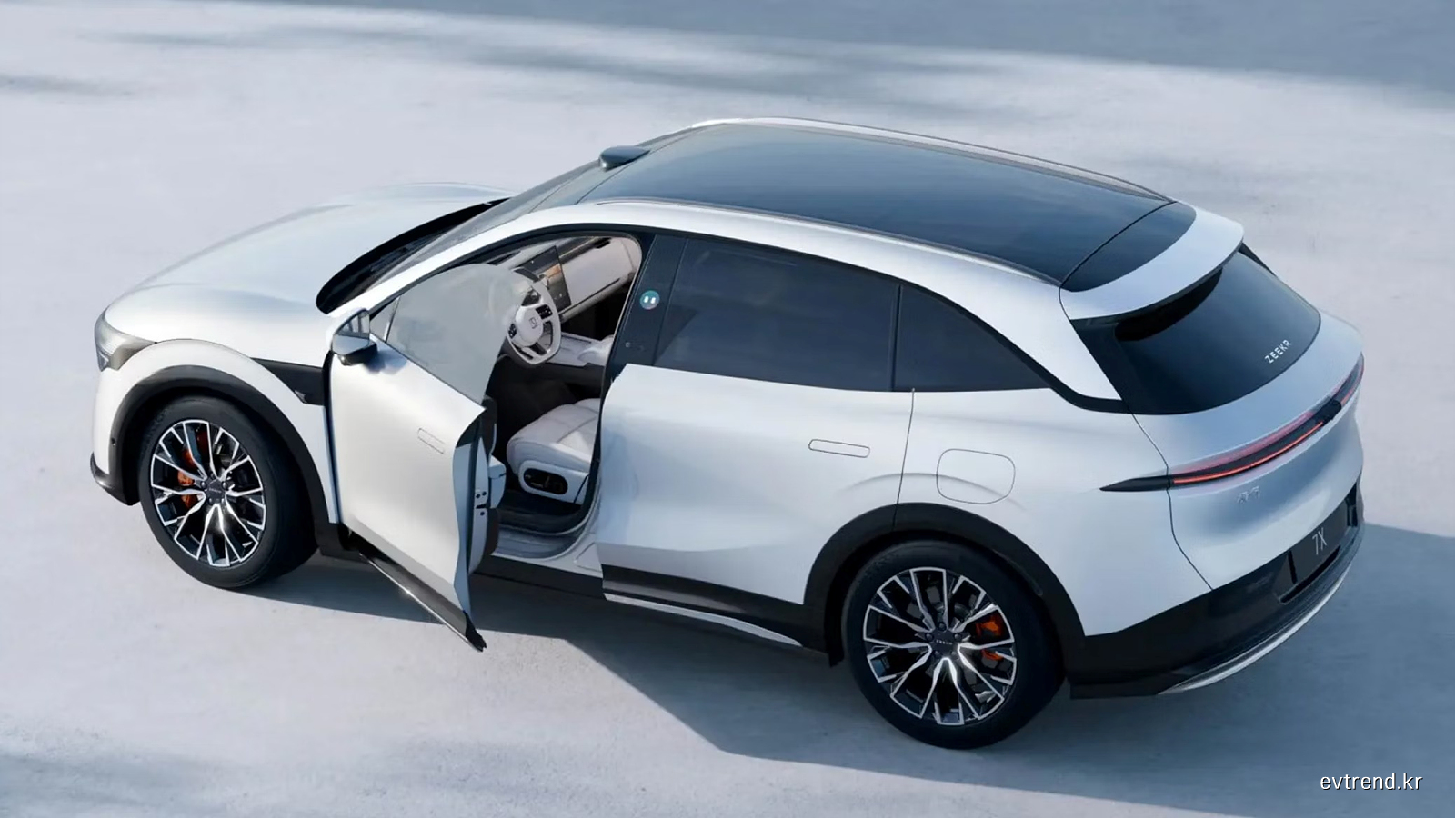 국내 출시 확정 지커 7X, 라이다까지 기본…5300만 원에 이게 된다고? imgi 21 1732763022 1