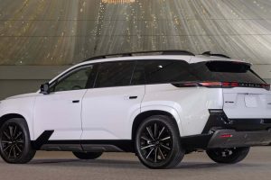 스바루(Subaru), 7인승 3열 전기 SUV '게터웨이' 공개…브랜드 역사상 최강 420마력 imgi 316 2027 subaru getaway 3