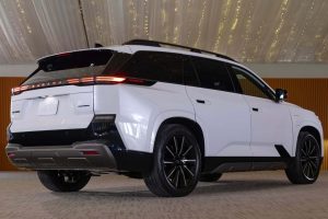 스바루(Subaru), 7인승 3열 전기 SUV '게터웨이' 공개…브랜드 역사상 최강 420마력 imgi 318 2027 subaru getaway 5