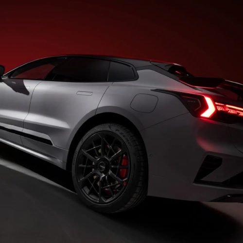 지커 001 5주년 모델 공개… 성능으로 테슬라 잡을 중국 EV 등장 imgi 33 zeekr 001 five years anniversary 1 5